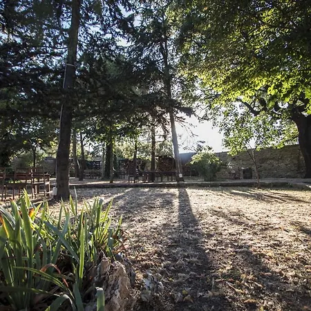 Farma Masseria Citulo Il Pino Grande Castel Del Monte (Apulia)