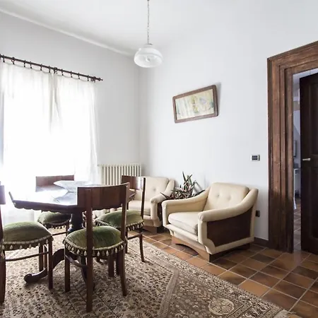 Masseria Citulo Il Pino Grande * Castel Del Monte (Apulia)