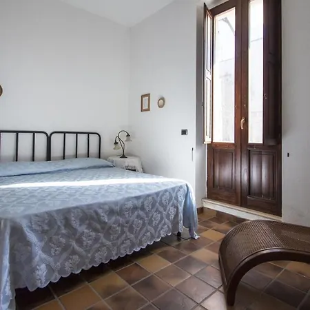 Masseria Citulo Il Pino Grande Farm stay *