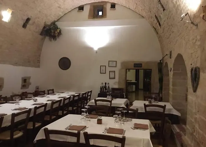 Masseria Citulo Il Pino Grande * カステル・デル・モンテ